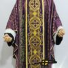 Casulla con estolón bordado
