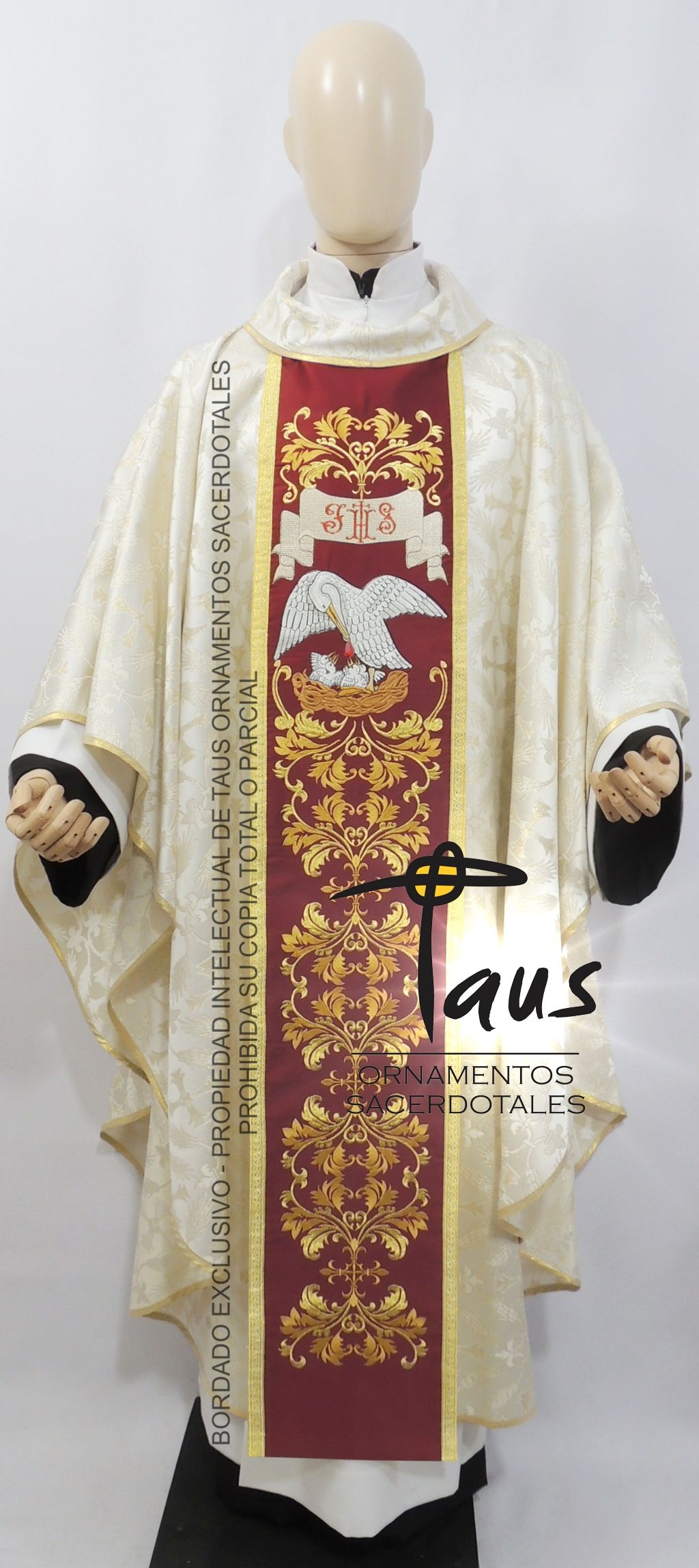 Casulla - estolón Pelícano bordado
