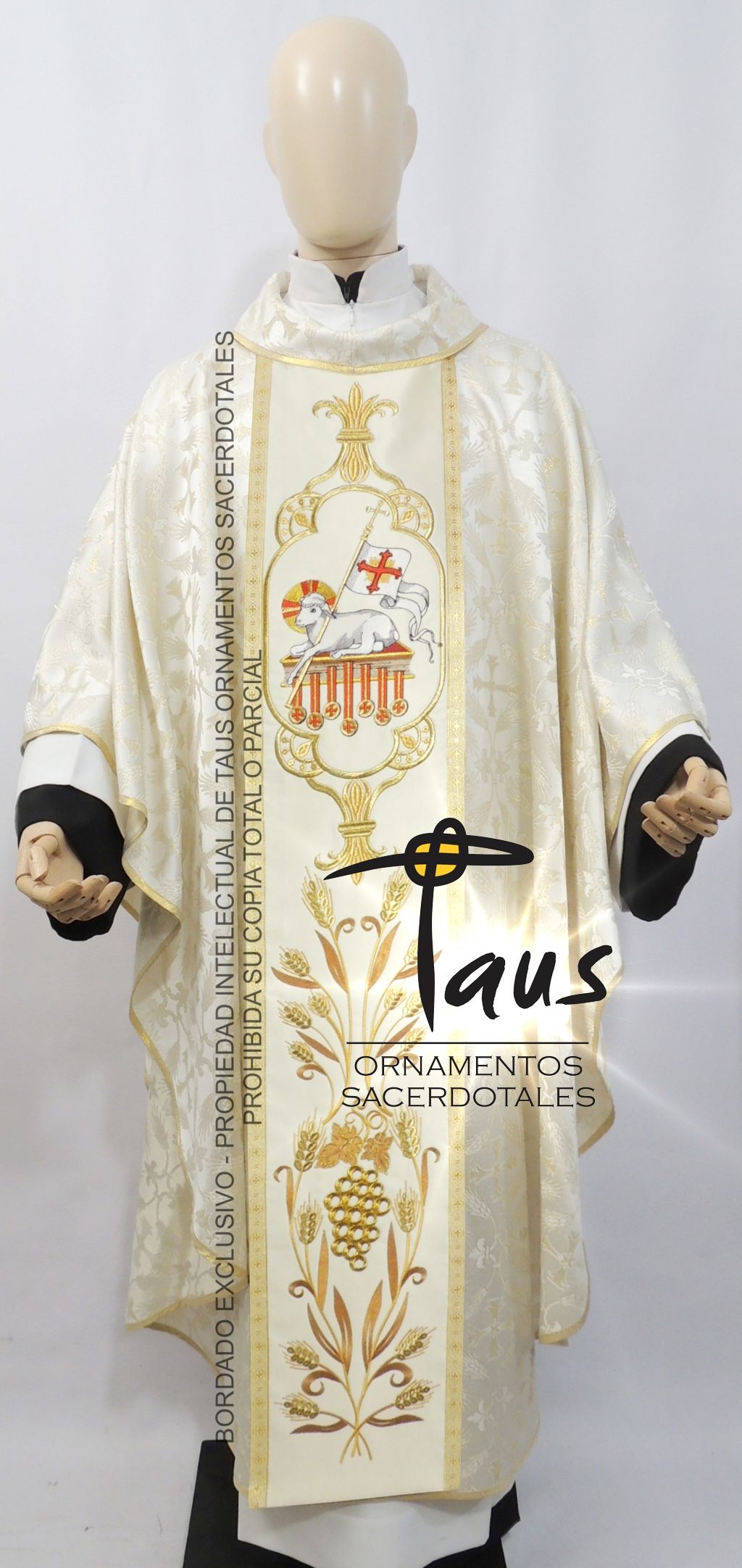 Casulla - estolón Cordero bordado