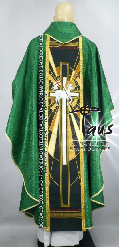 Casulla tela liviana con estolón bordado - Imagen 2