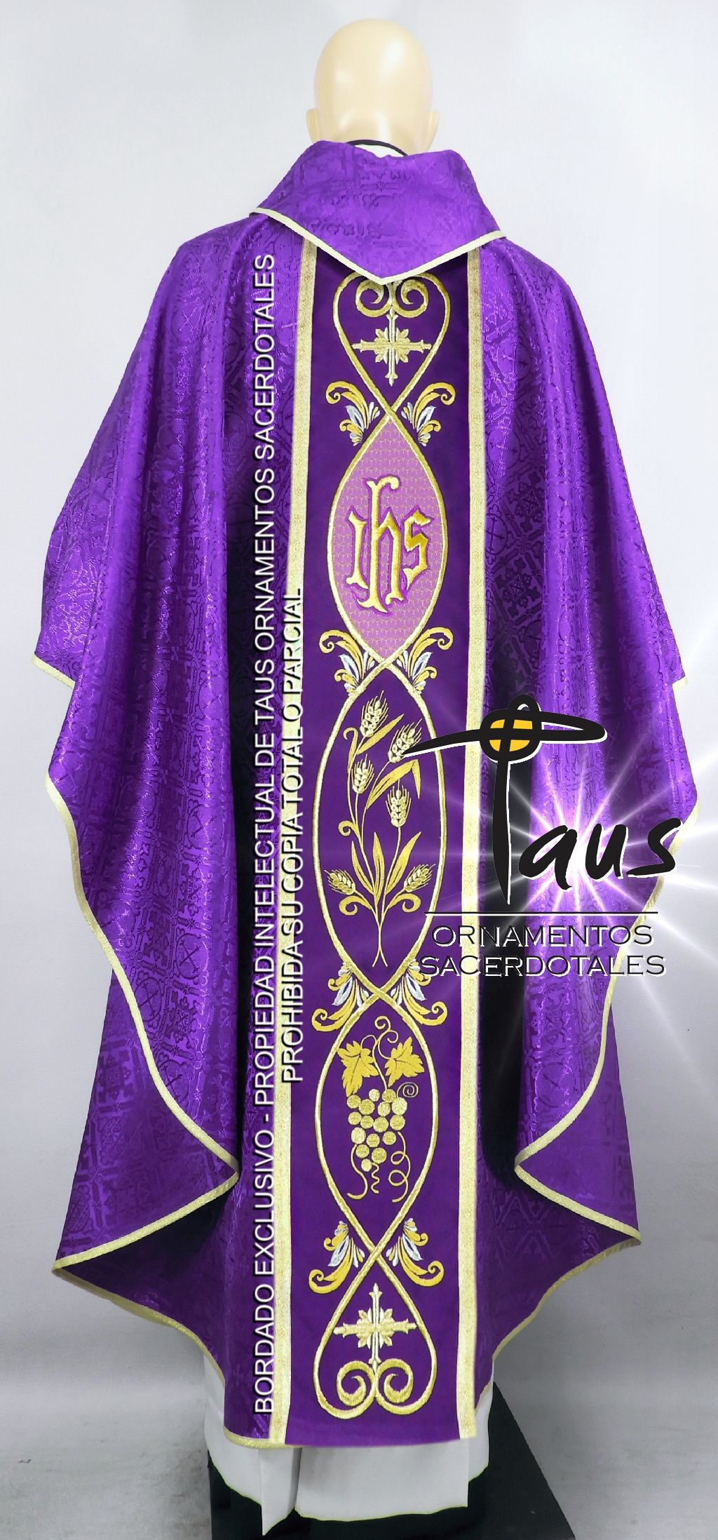 Casulla tela liviana con estolón bordado - Imagen 2