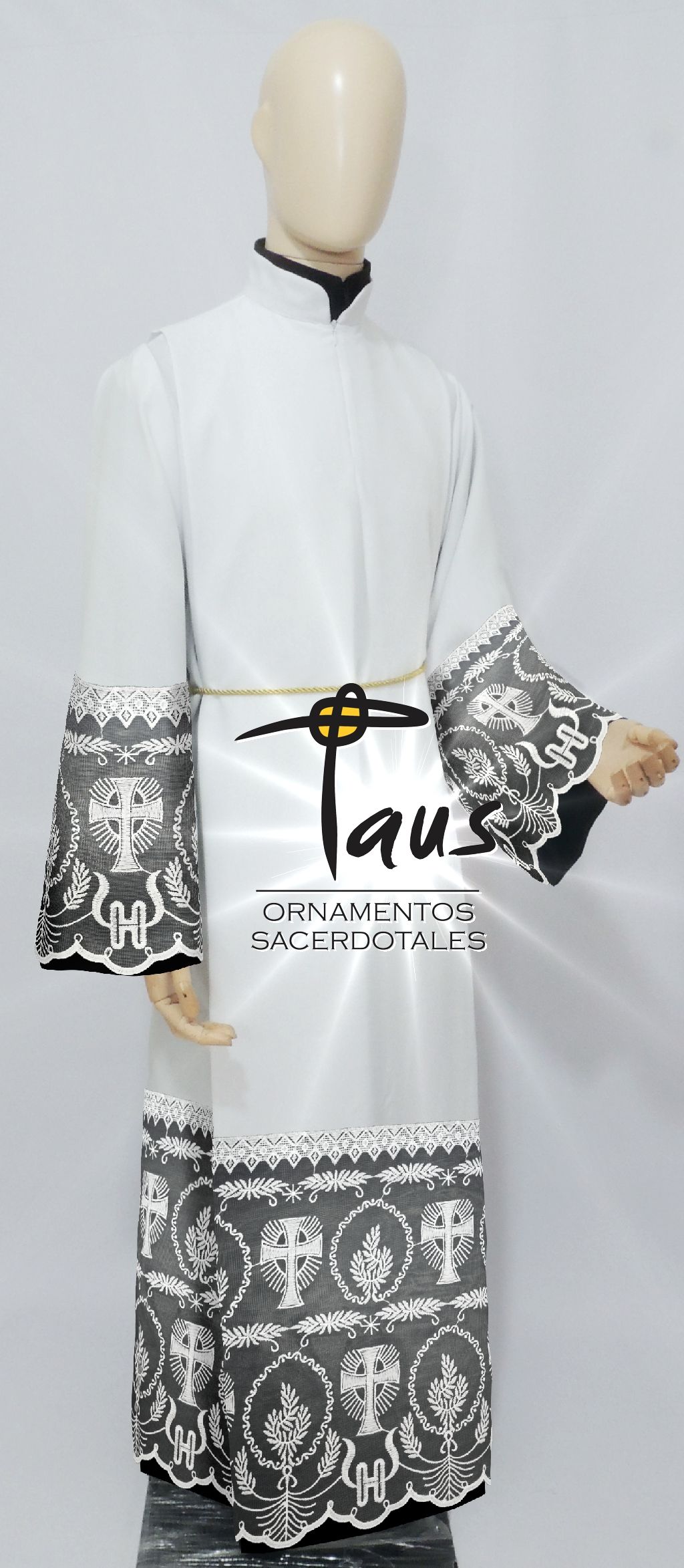 Alba con encaje litúrgico - Imagen 2