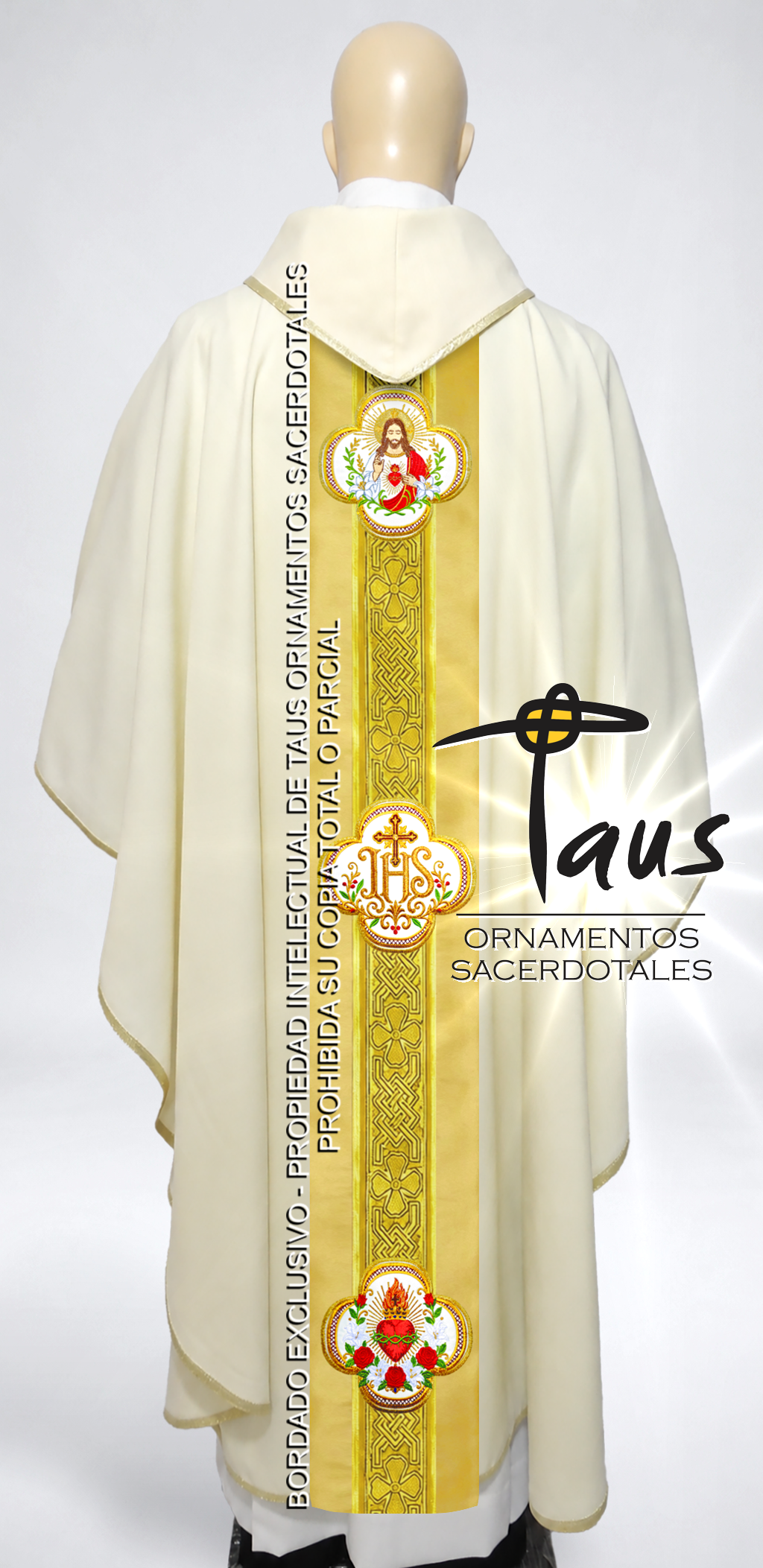 Casulla Sagrado Corazón bordado - Imagen 2